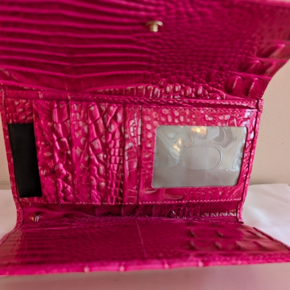 New Brahmin Affection Cordelia Wallet - Picture 3 of 3